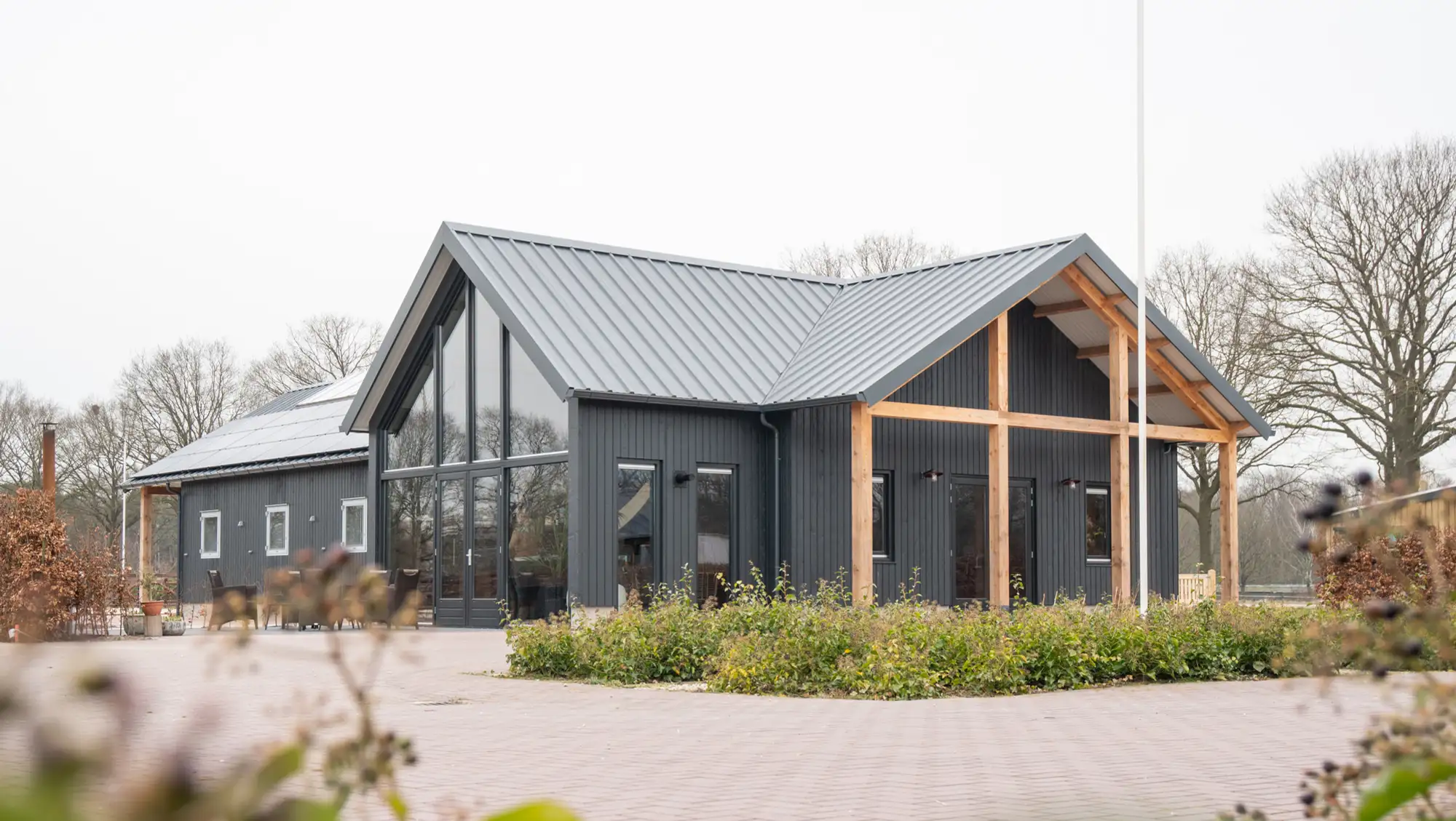 Villas and custom homes - building application
