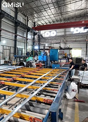 GMiSU panel assembly and quality control